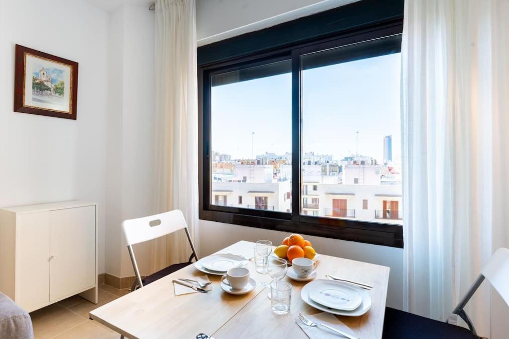 Estudio En Resitur By Thegoodtourist Sevilla Bagian luar foto